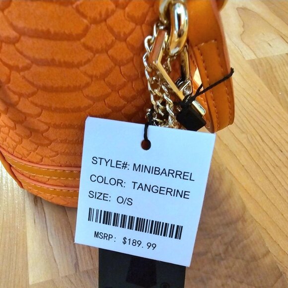 NWT Tote&Carry Mini Tangerine Barrel Crossbody - Picture 4 of 8